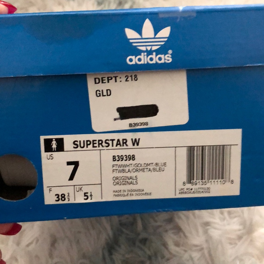 Adidas superstar W gold and white, size 7 women’s